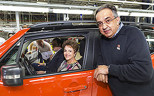 Presidenta de Brasil Dilma Rousseff y Sergio Marchione, CEO mundial de FCA